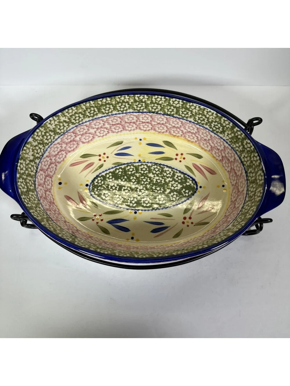 Temptations Old World Oval Baking Dish 2.5 qt Casserole Dish, Lid and Rack